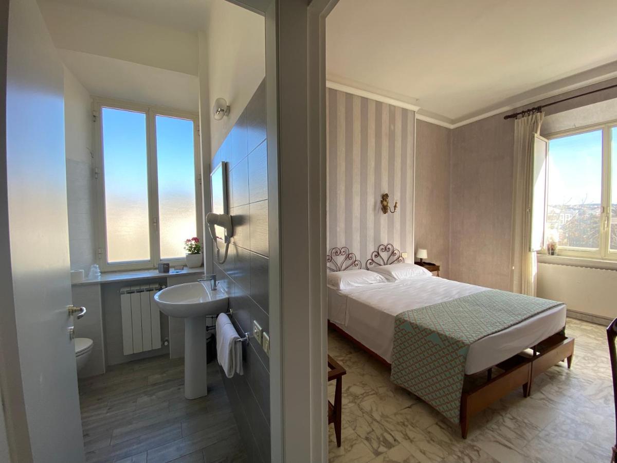 Hotel Le Najadi Santa Marinella Zewnętrze zdjęcie