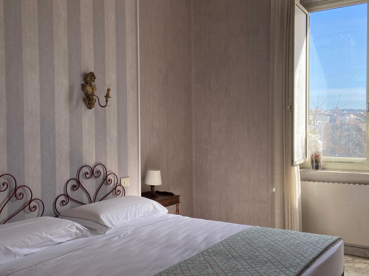 Hotel Le Najadi Santa Marinella Zewnętrze zdjęcie