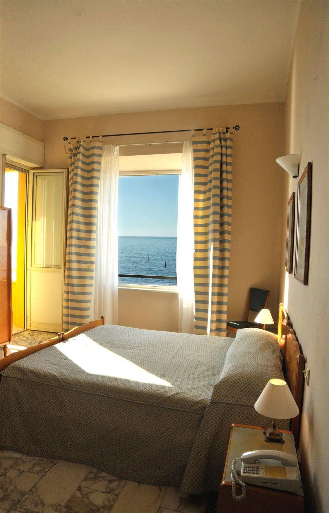 Hotel Le Najadi Santa Marinella Zewnętrze zdjęcie