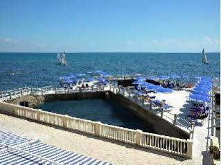 Hotel Le Najadi Santa Marinella Zewnętrze zdjęcie